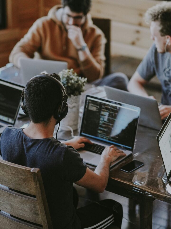 Beyond the Keyword: Why GEO (Generative Engine Optimisation) is Replacing Traditional SEO in 2026